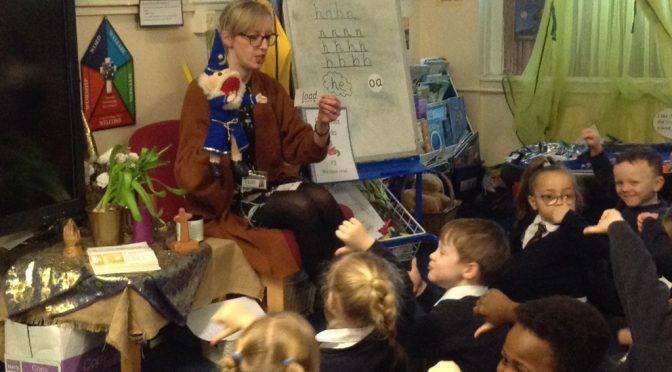 Phonics Stay and Learn in F2